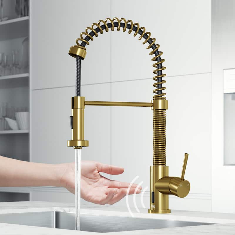 VIGO Edison 19" H Single Handle Pull-Down Sprayer Kitchen Faucet Set with Touchless Sensor - Without Extras - Matte Brushed Gold