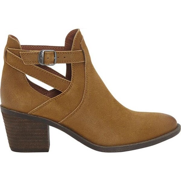 petrie customize your boots