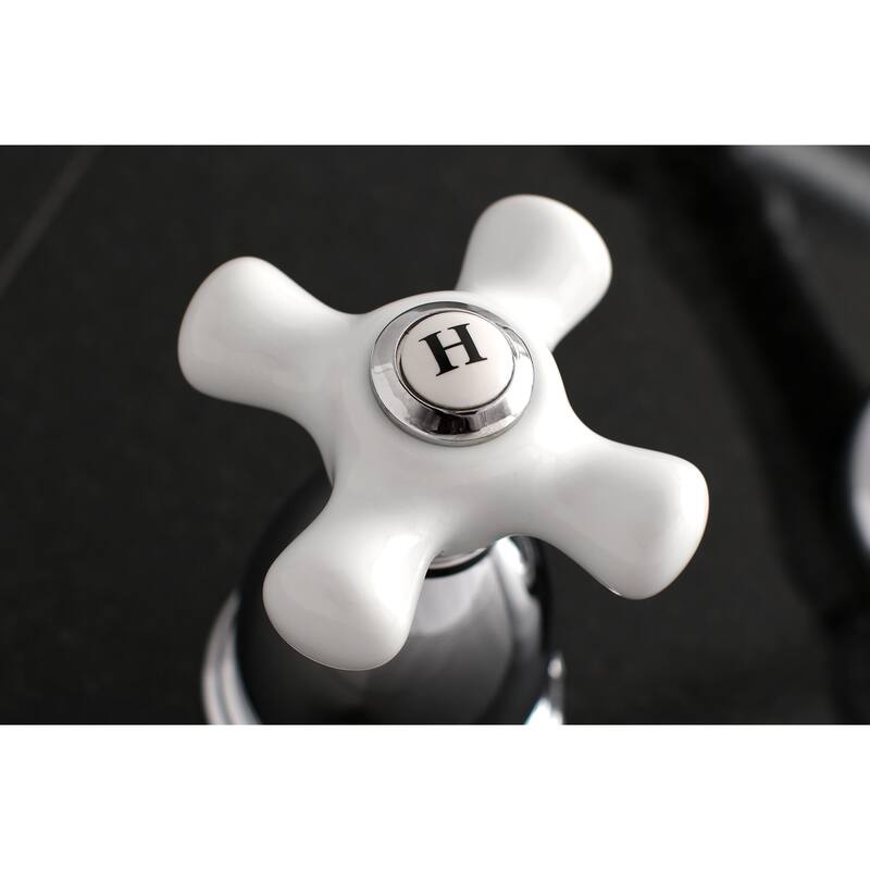 Heritage 3-Hole Wall Mount Roman Tub Faucet in Polished Brass