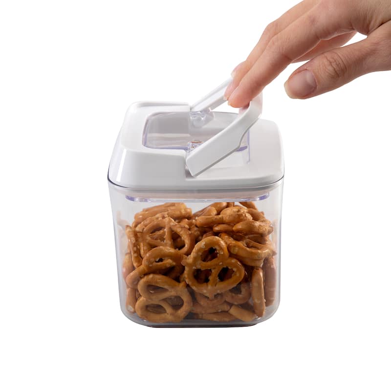 Kitchen Details .7L Airtight Stackable Container - 4.1"x 4.1"x 4.5"