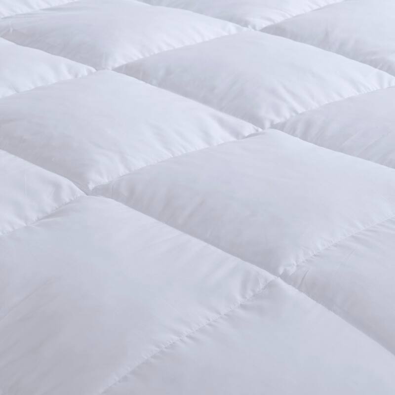 Madison Park Heavy Warmth Goose Feather and Down Oversize Comforter