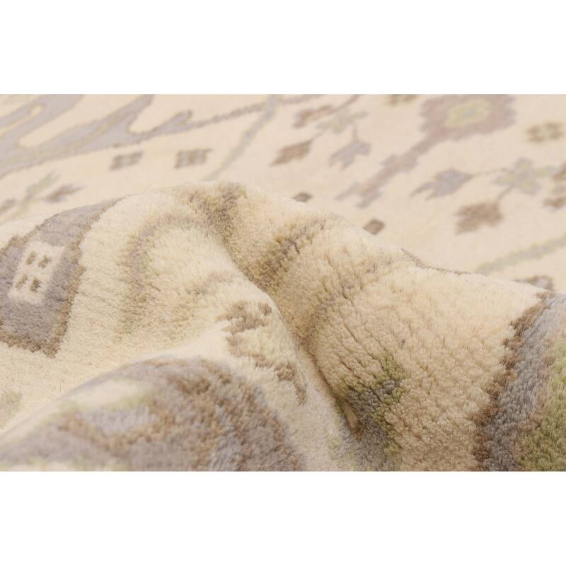 ECARPETGALLERY Hand-knotted Royal Oushak Cream Wool Rug - 8'0 x 8'0