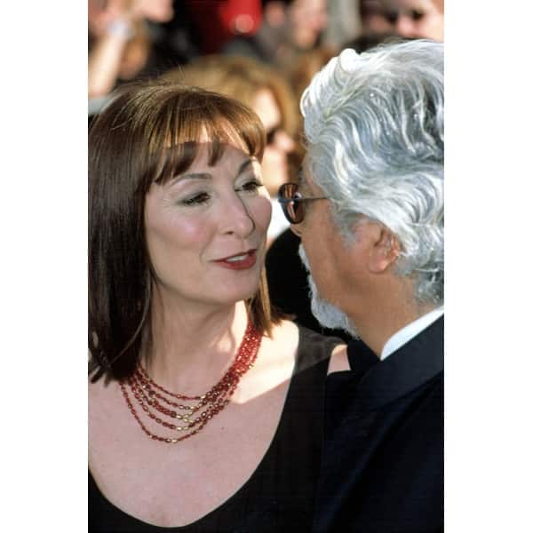 robert graham anjelica huston