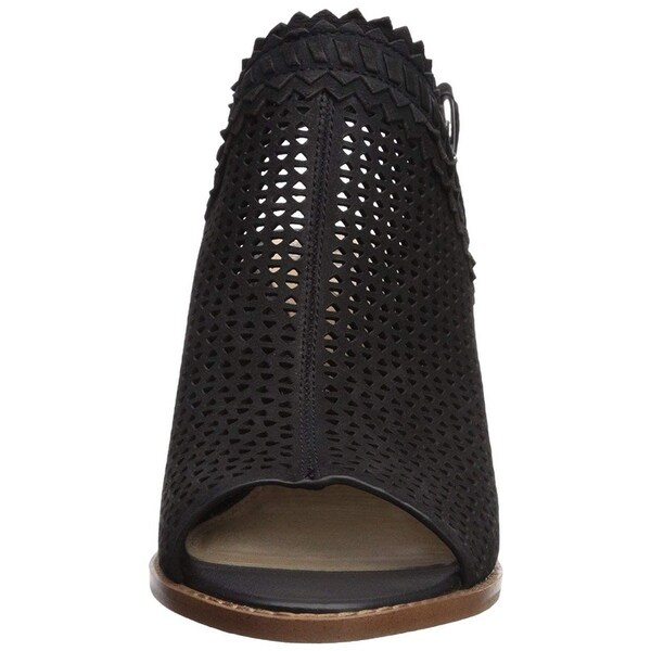 vince camuto tricinda