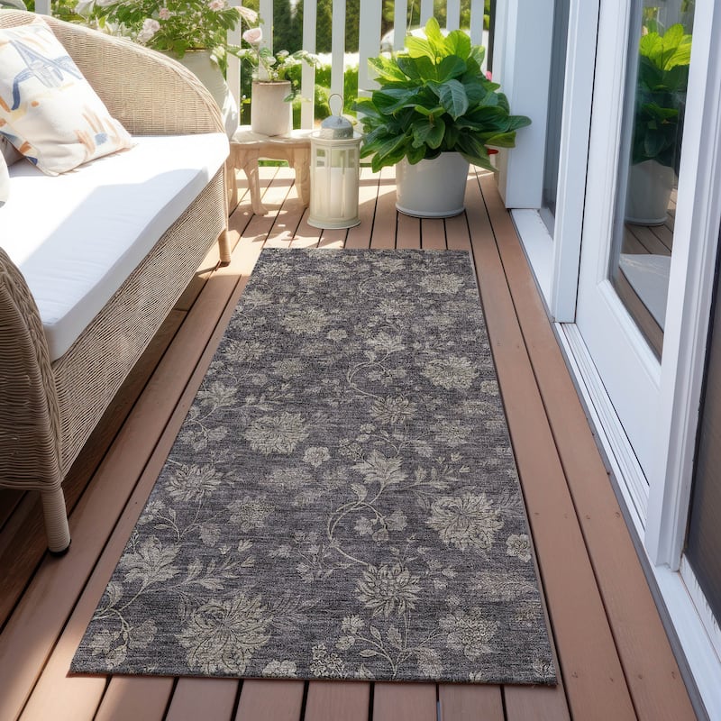 Machine Washable Indoor/ Outdoor Chantille Floral Farmhouse Rug