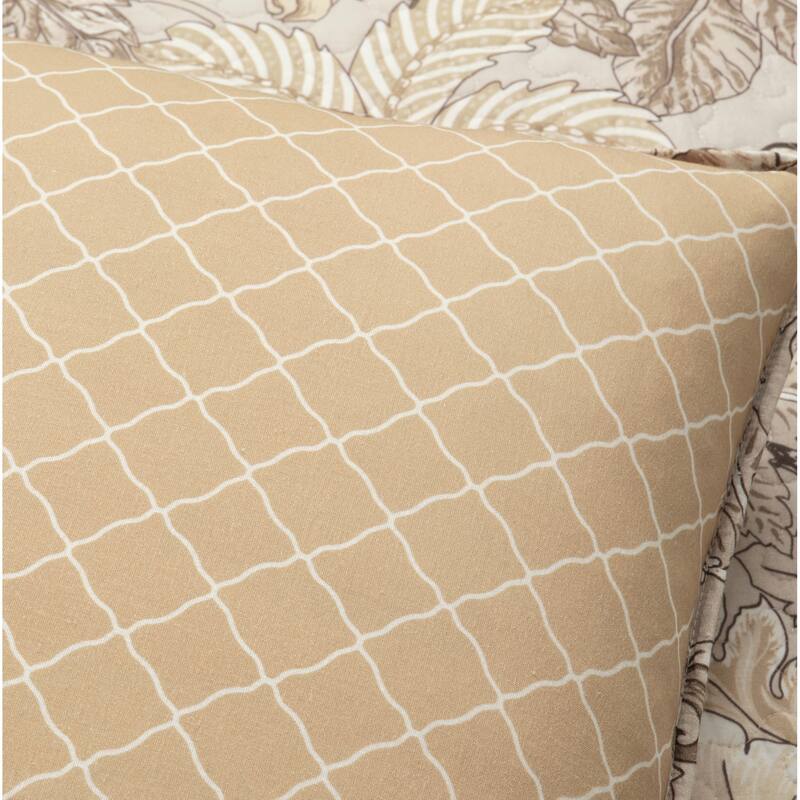 The Curated Nomad Chorro 3-piece Quilt Set