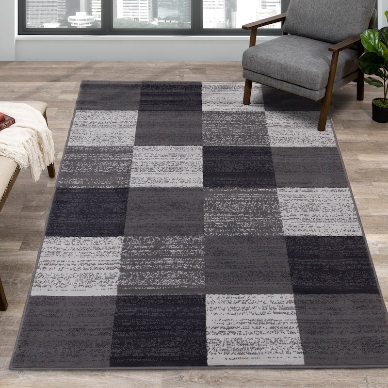 Florence Collection - Grey/Cream Distressed Blocks Rug - 4'7" x 6'7"
