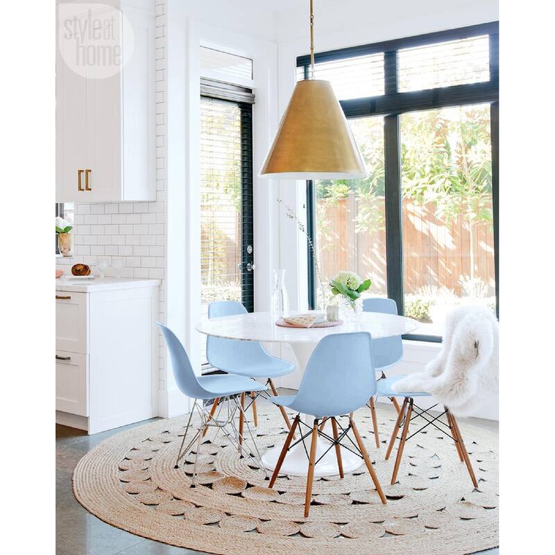 Set of 2 Designer Plastic Eiffel Chairs Solid Wood Legs Retro Dining Molded Shell Hotel Dowel For Kitchen Bedroom Work