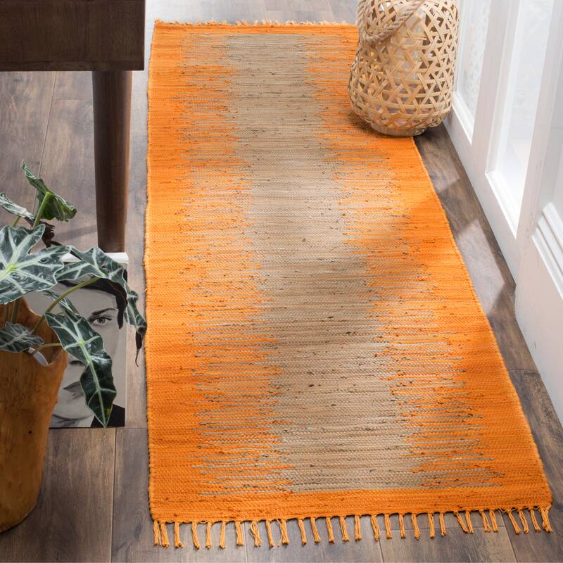 SAFAVIEH Handmade Flatweave Montauk Darcy Casual Cotton Rug - 2'3" x 7' Runner - Orange