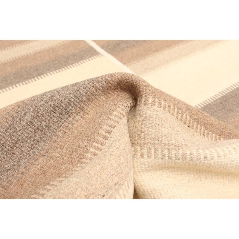 ECARPETGALLERY Flat-Weave Ankara FW Cream Wool Kilim - 5'6 x 7'11