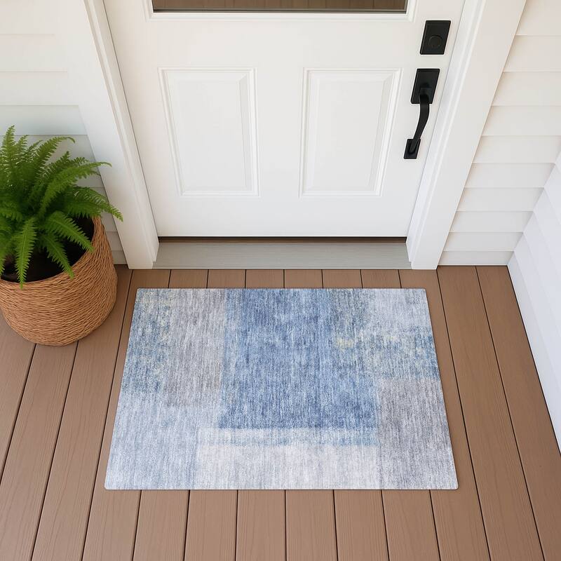 Machine Washable Indoor/ Outdoor Solid Contemporary Chantille Rug - Denim - 1'8" x 2'6"