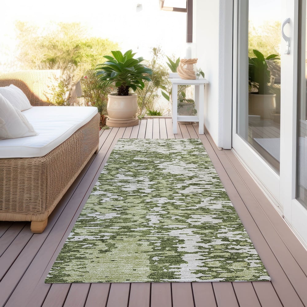 Machine Washable Indoor/ Outdoor Abstract Pixels Chantille Rug