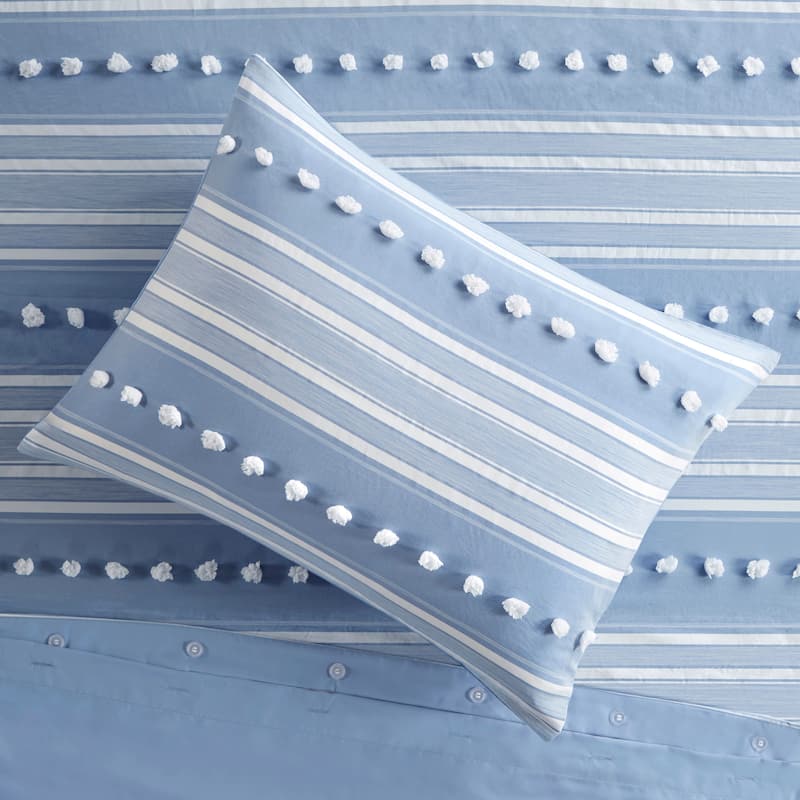Intelligent Design Cillian Striped Clipped Jacquard Duvet Cover Set