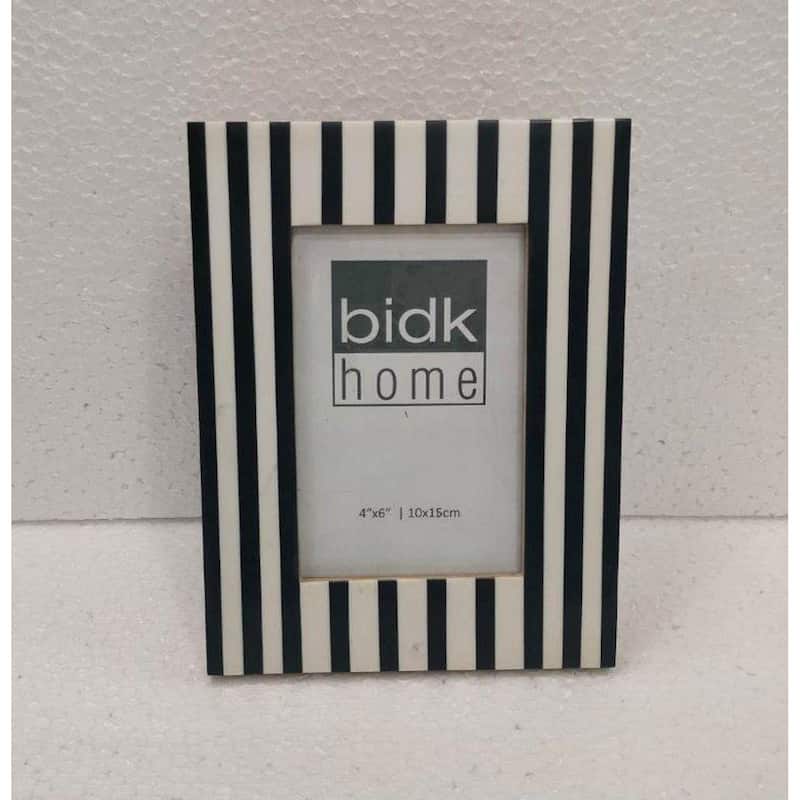 Resin Frame Black and White Stripes - BLACK & WHITE - 4x6