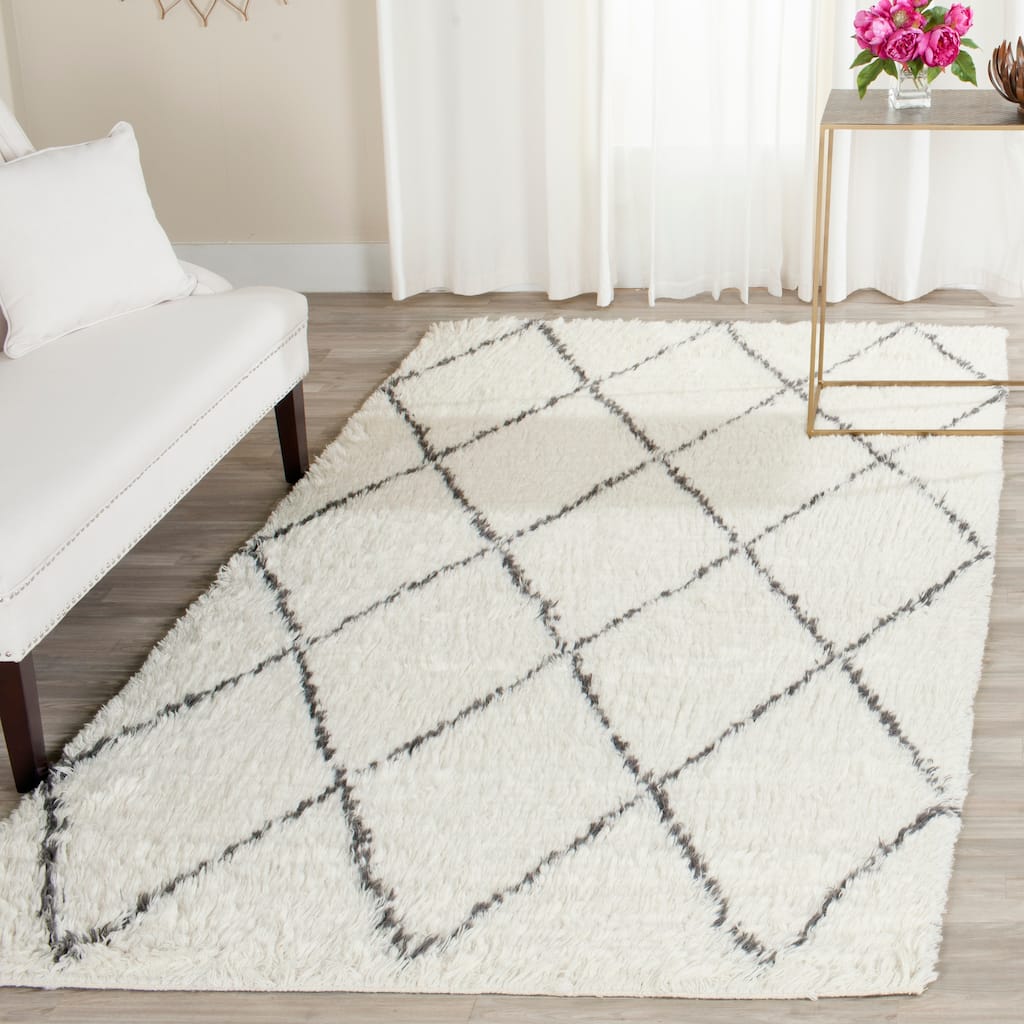 SAFAVIEH Hand-knotted Kenya Dicky Southwestern Tribal Wool Rug