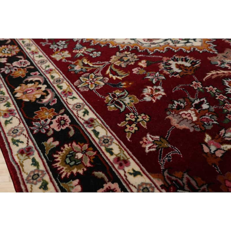 2'9''x9'6'' Runner Hand Knotted Wool Burgundy Traditional 300 KPSI Rug - 2' 9'' x 9' 6''