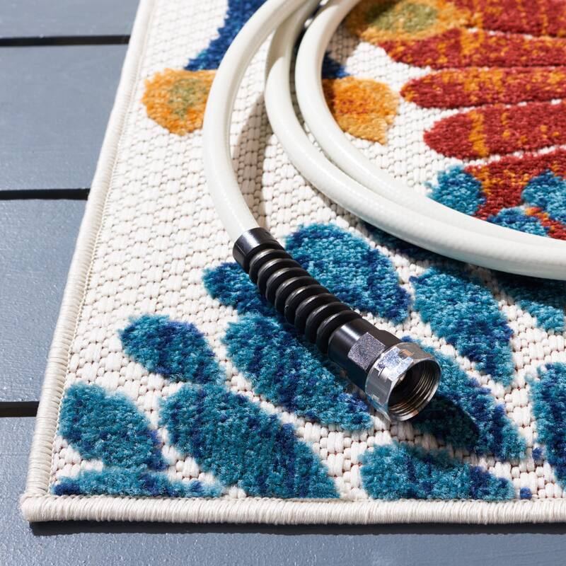 SAFAVIEH Cabana Lilah Indoor/ Outdoor Waterproof Patio Floral Rug