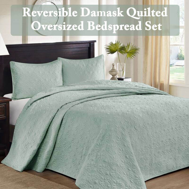 Madison Park Mansfield Reversible Oversized 3-piece Solid Texture Bedspread Quilt Set with Matching Shams