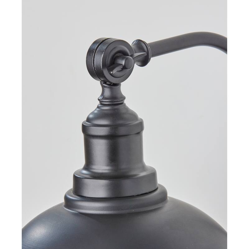 Wallace Wall Lamp