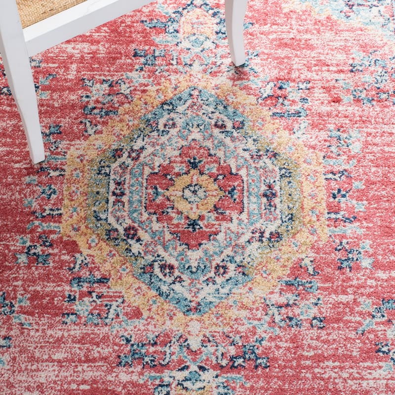 SAFAVIEH Madison Toni Oriental Medallion Rug