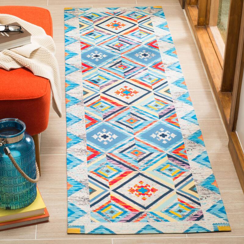 SAFAVIEH Handmade Cedar Brook Essa Modern Rug