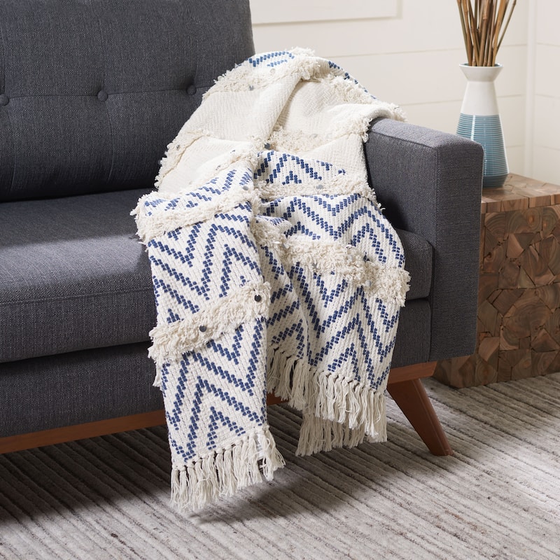 SAFAVIEH Siss Boho Fringe 50 x 60-inch Accent Throw Blanket