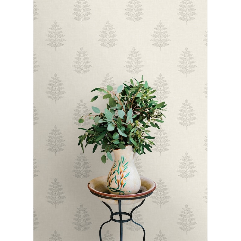 Chesapeake Frond Cream Leaf Wallpaper