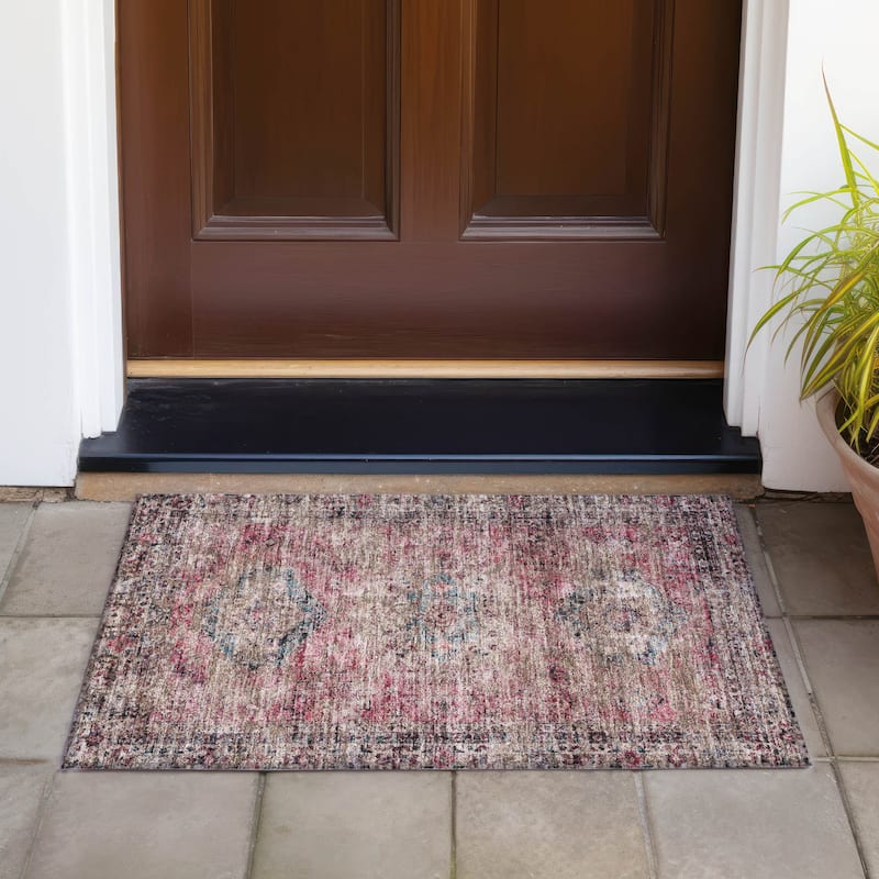 Machine Washable Indoor/Outdoor Vintage Traditional Chantille Rug - Pink - 1'8" x 2'6"