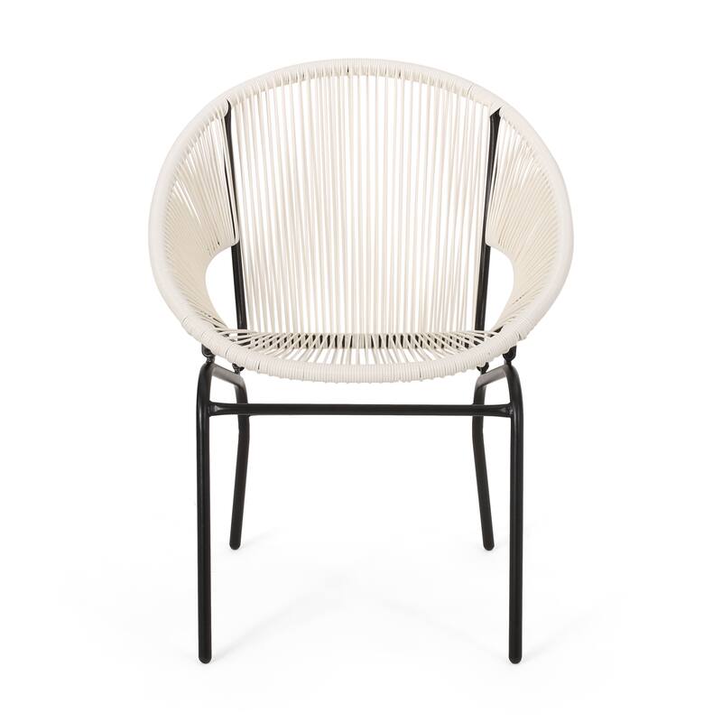 Stylish and Comfortable Outdoor Seating