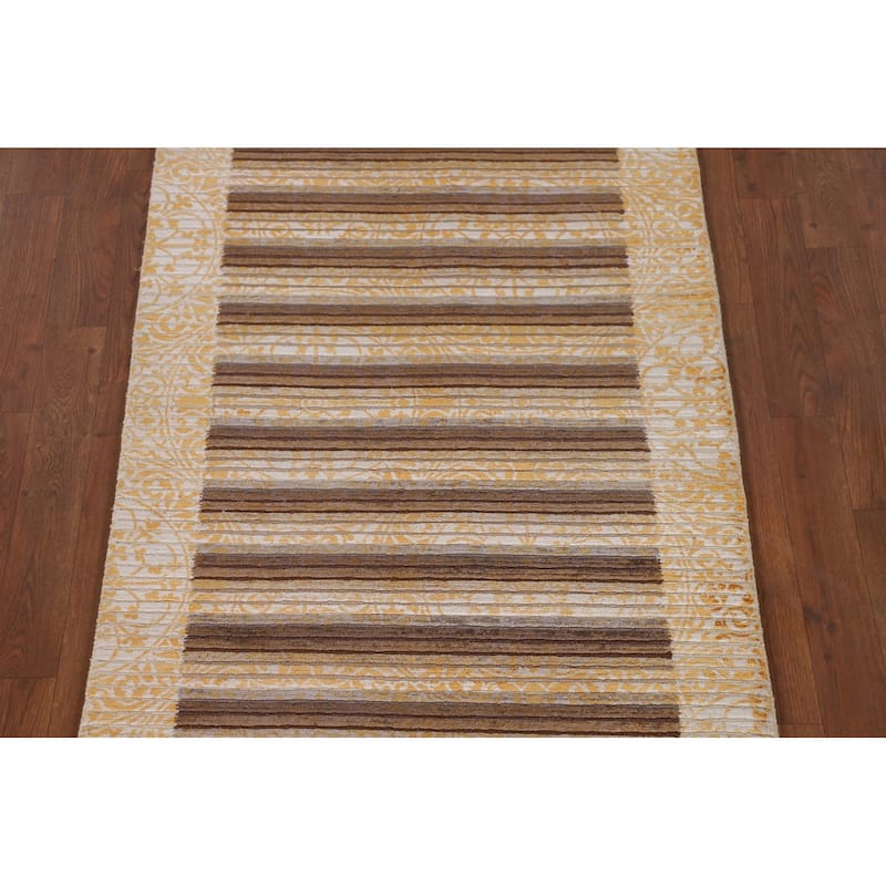 Striped / Abstract Oriental Accent Rug Handmade Wool Carpet - 2'9"x 4'9"