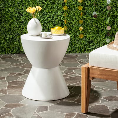 SAFAVIEH Athena Concrete Indoor/Outdoor Accent Table (Ivory) - 14.9" x 14.9" x 17.7"