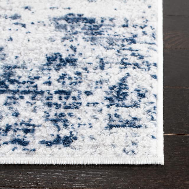 SAFAVIEH Amelia Modern Abstract Rug