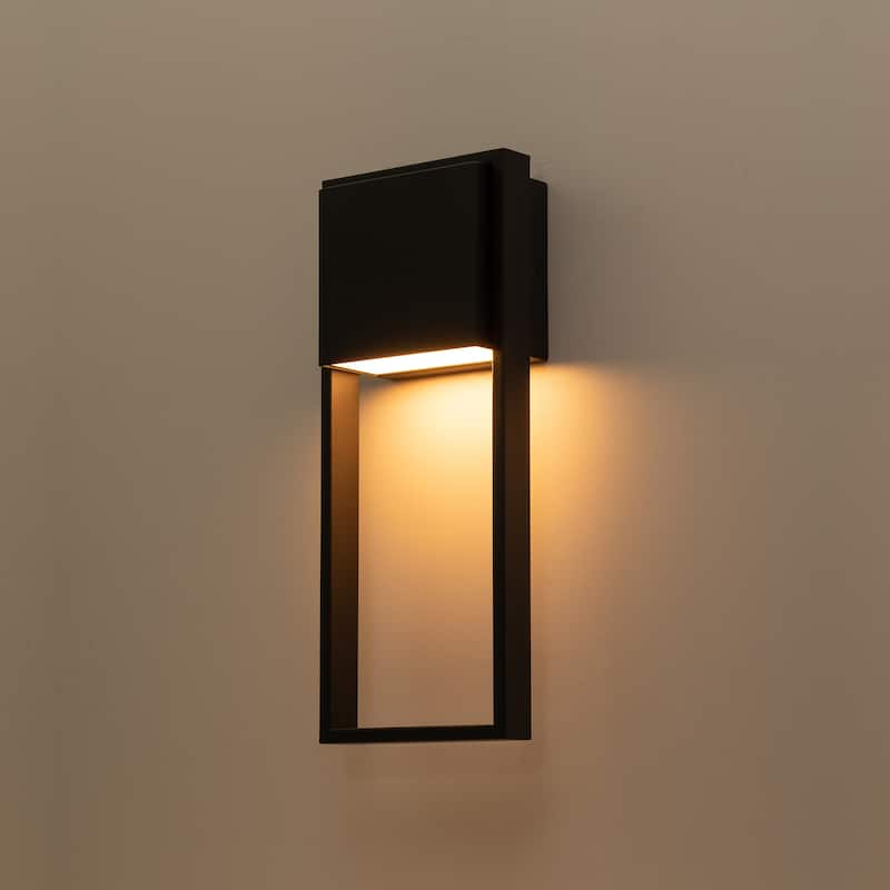 1-Light Matte Black Integrated LED Outdoor Wall Light Sconce - Matte Black
