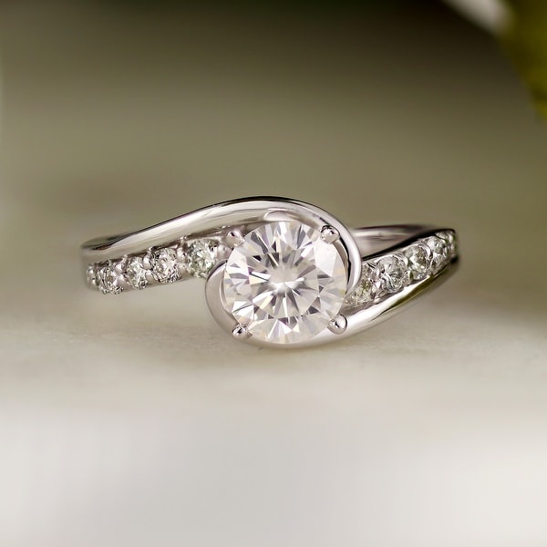 Auriya 14k Gold 1ctw Modern Moissanite and Diamond Engagement Ring 1/4ctw. Opens flyout.