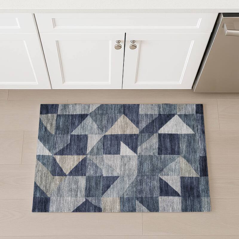 Machine Washable Indoor/ Outdoor Geo Rubi Chantille Rug