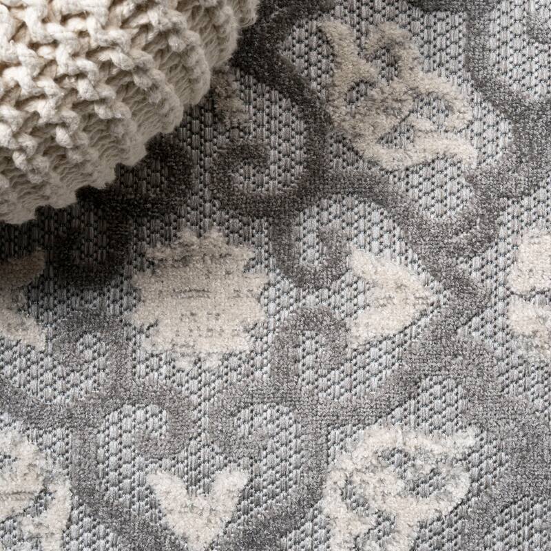 JONATHAN Y Crisantemo Tile Trellis High-Low Indoor/Outdoor Area Rug