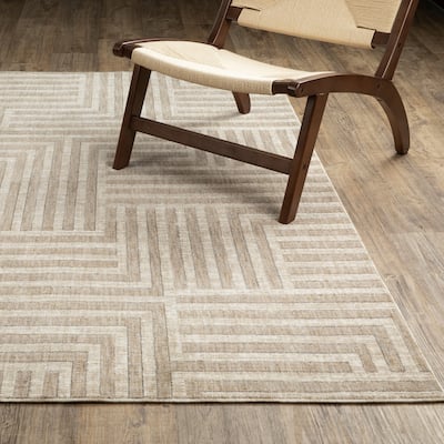Hansel Geometric Maze Beige/ Ivory Area Rug