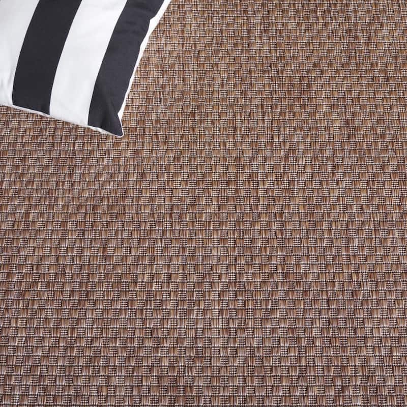 SAFAVIEH Courtyard Vickie Indoor/Outdoor Waterproof Patio Backyard Rug