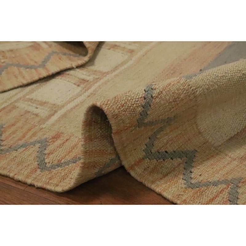 Hand Woven Oriental 100% Wool Carpet Southwestern Tribal Multi-Colored Kilim Area Rug - 4' 10'' X 2' 10''