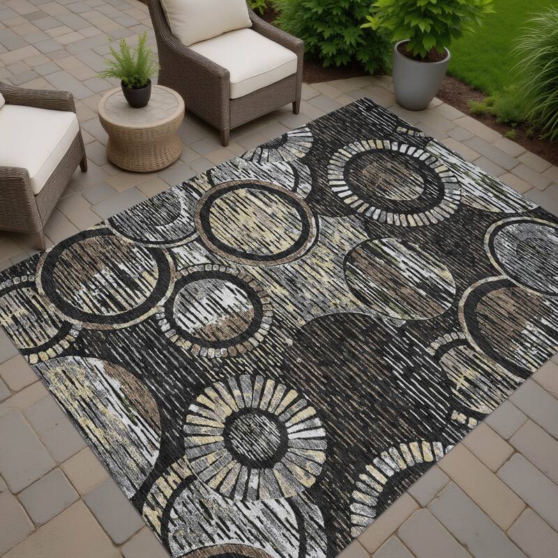 Machine Washable Indoor/ Outdoor Modern Grover Chantille Rug