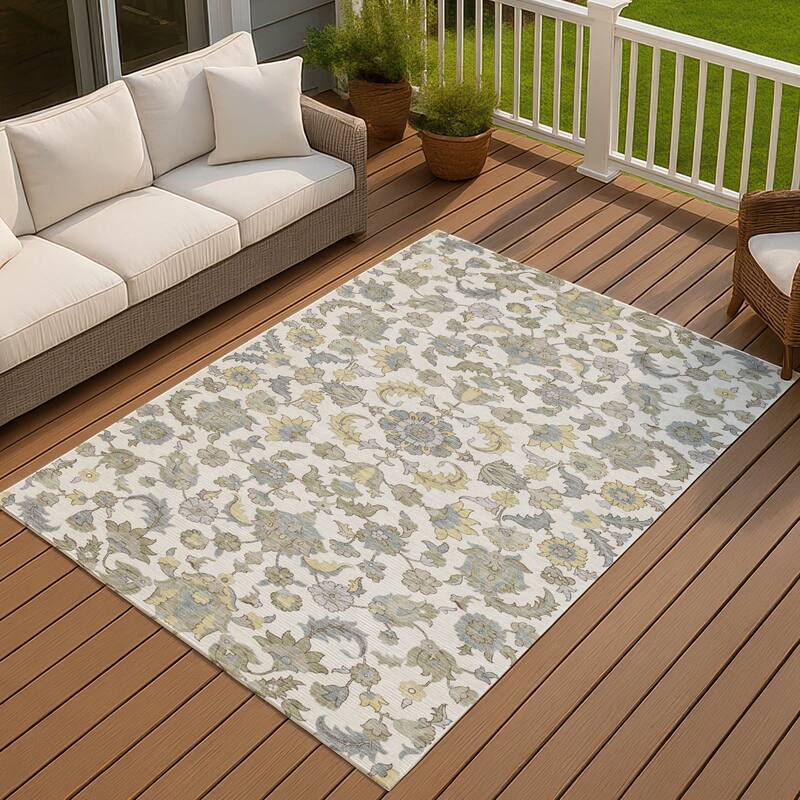 Machine Washable Indoor/ Outdoor Traditional Lanelle Chantille Rug