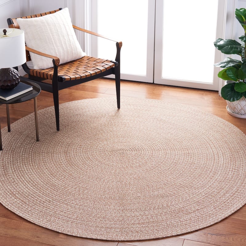 SAFAVIEH Handmade Braided Anthi Casual Rug - 8' Round - Natural