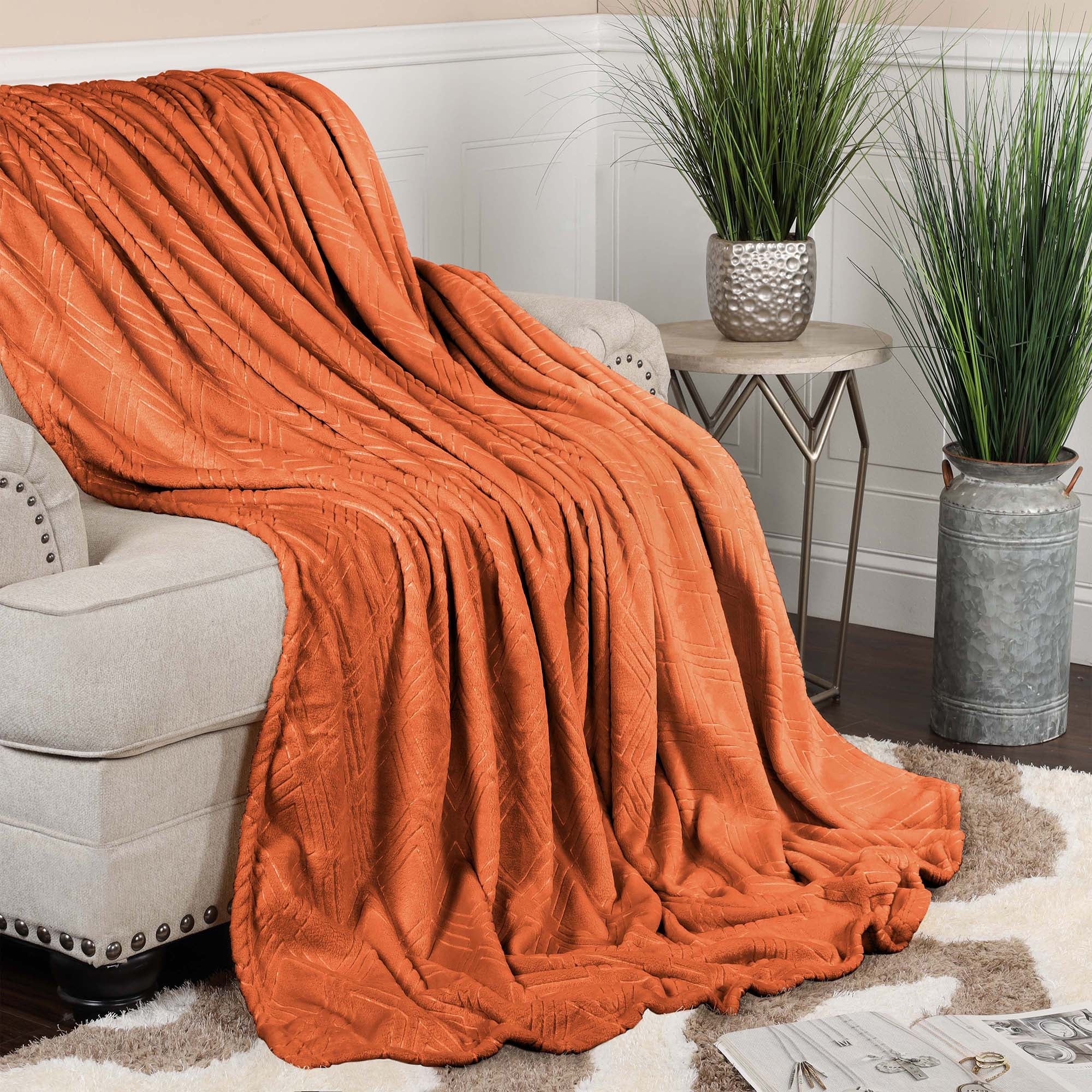Superior Alaska Diamond Soft Fluffy Fleece Blanket Throw XL Rust
