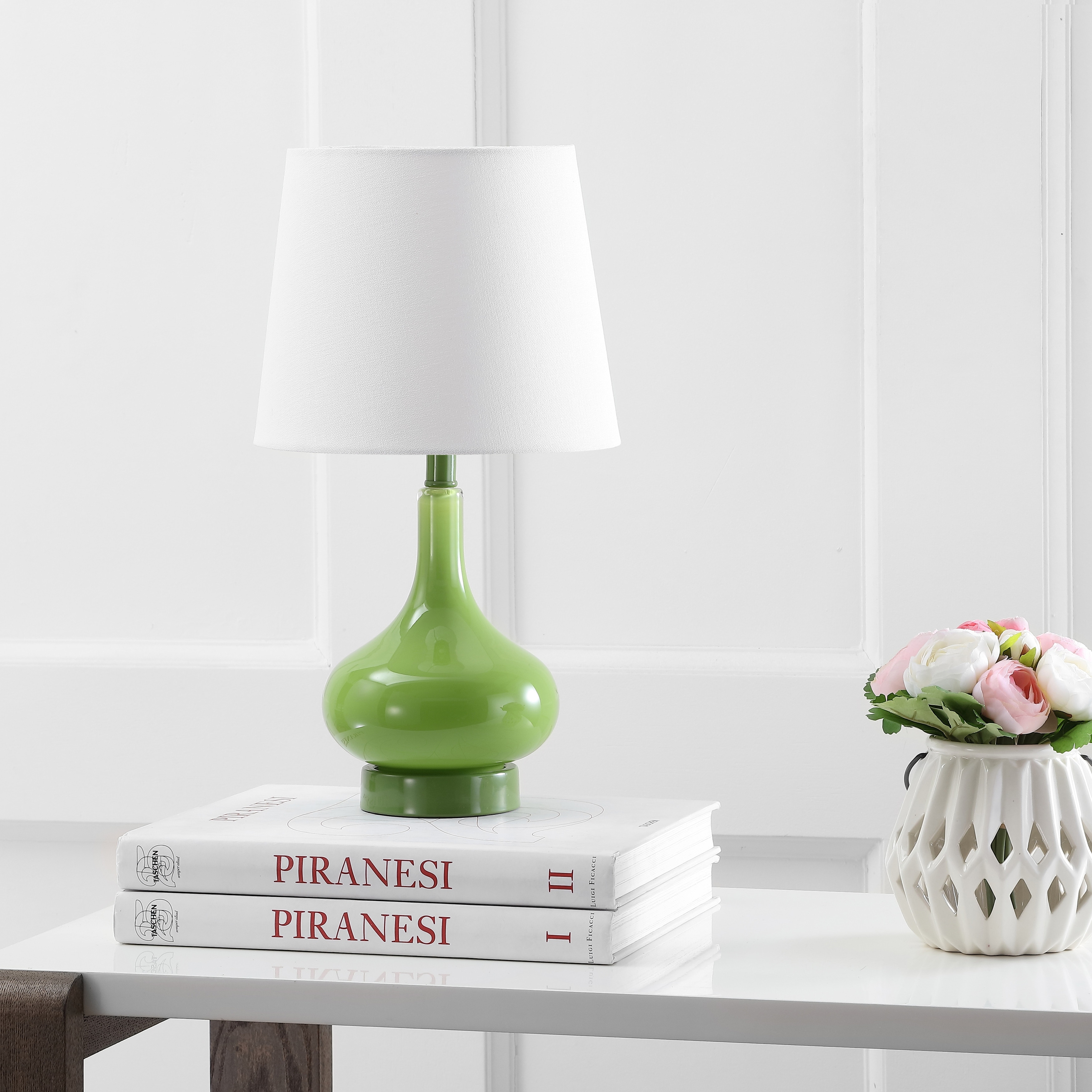SAFAVIEH Kids Lighting Corina 17.5-inch Green Mini Table Lamp - 9"x9"x17.5" - 9"Wx9"Dx18"H