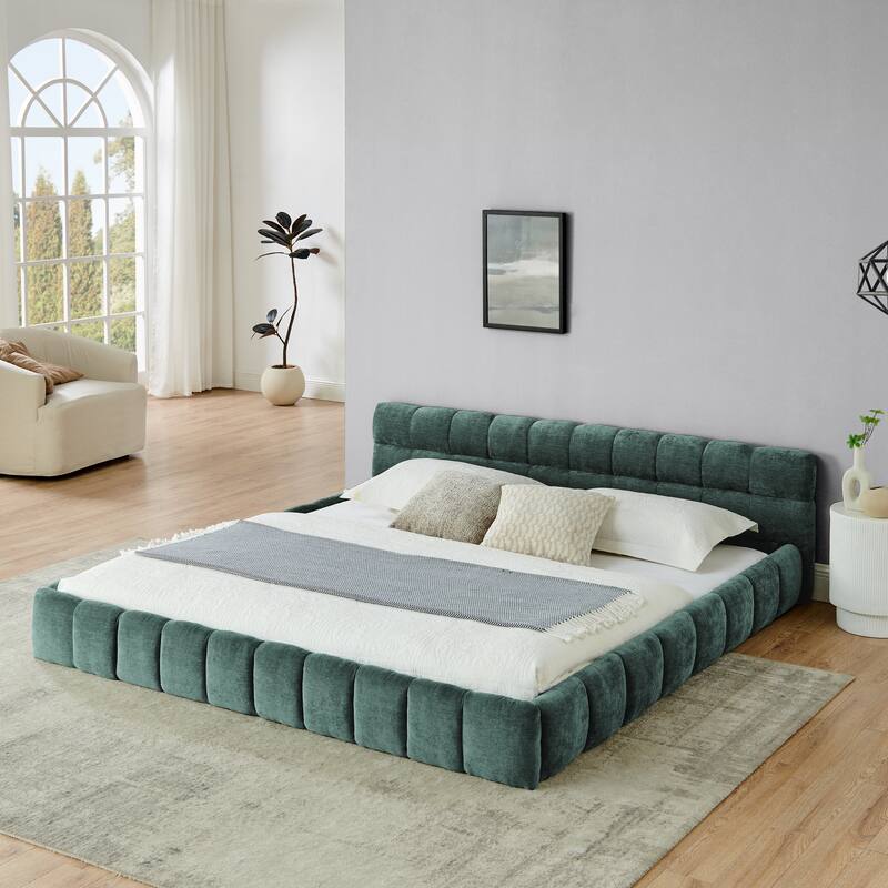 Grounded Bed Queen Size Platform Bed Thick Chenille Fabric Upholstered Bed with Wood Slats Support Bed Frame for Bedroom