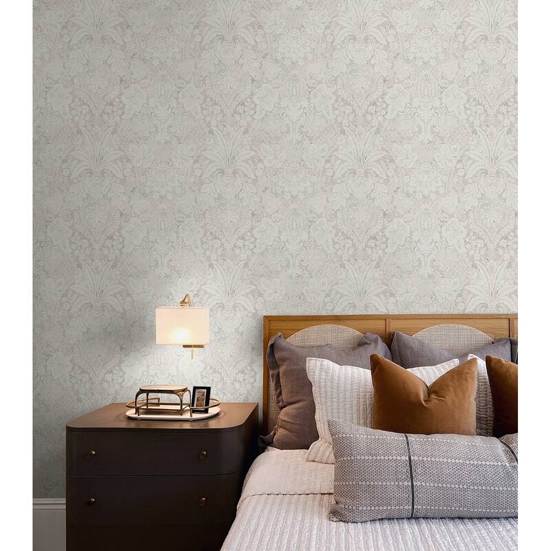 Seabrook Designs Buncombe Damask Unpasted Wallpaper