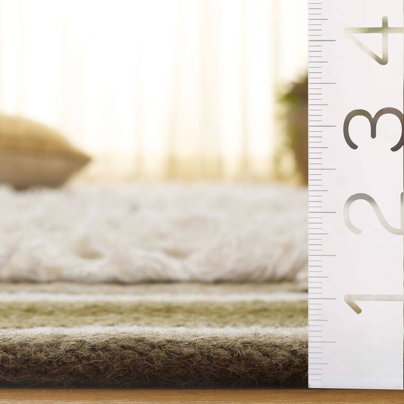 SAFAVIEH Handmade Kenya Herta Striped Wool Rug