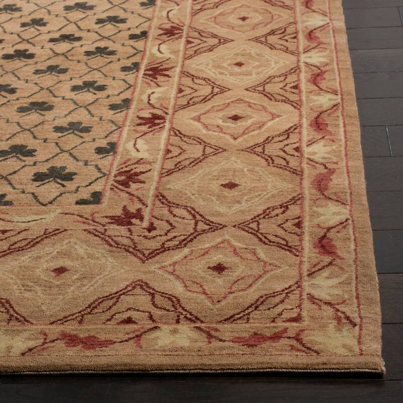 SAFAVIEH Couture Hand-knotted Rachella Jurina Traditional Oriental Wool Rug