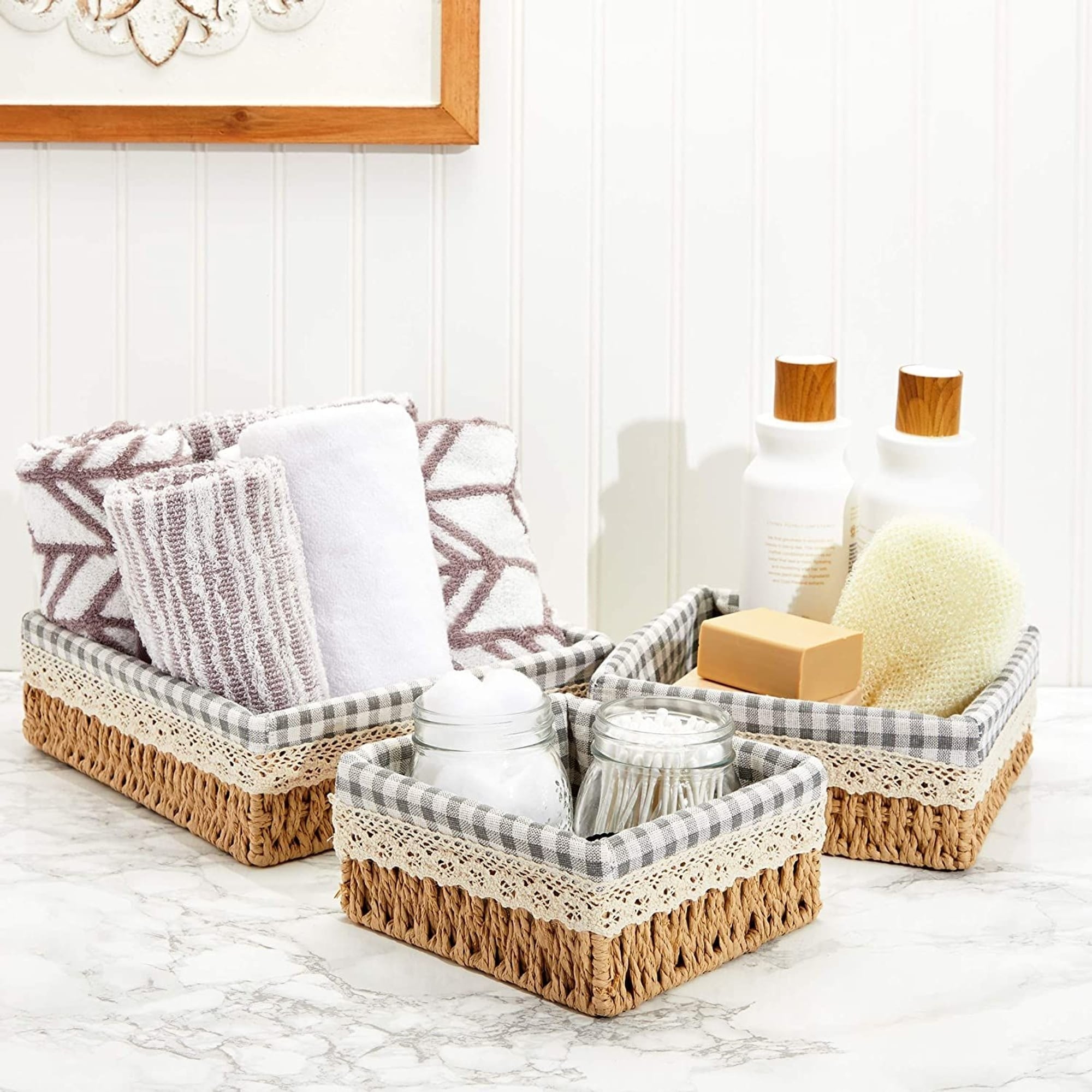 https://ak1.ostkcdn.com/images/products/is/images/direct/3e0b913427324e270ed2b122b264f8e9dfb05874/Farmlyn-Creek-Woven-Wicker-Storage-Baskets-with-Removable-Liner-%283-Sizes%2C-3-Pack%29.jpg