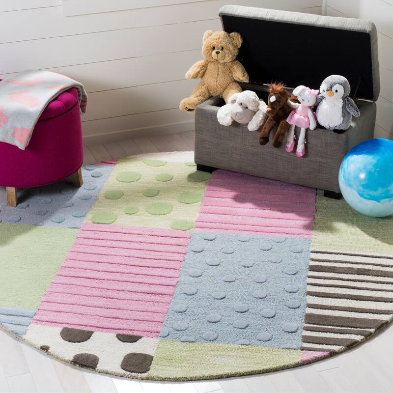 SAFAVIEH Handmade Kids Vanesa Wool Rug - 6' Round - Blue/Pink